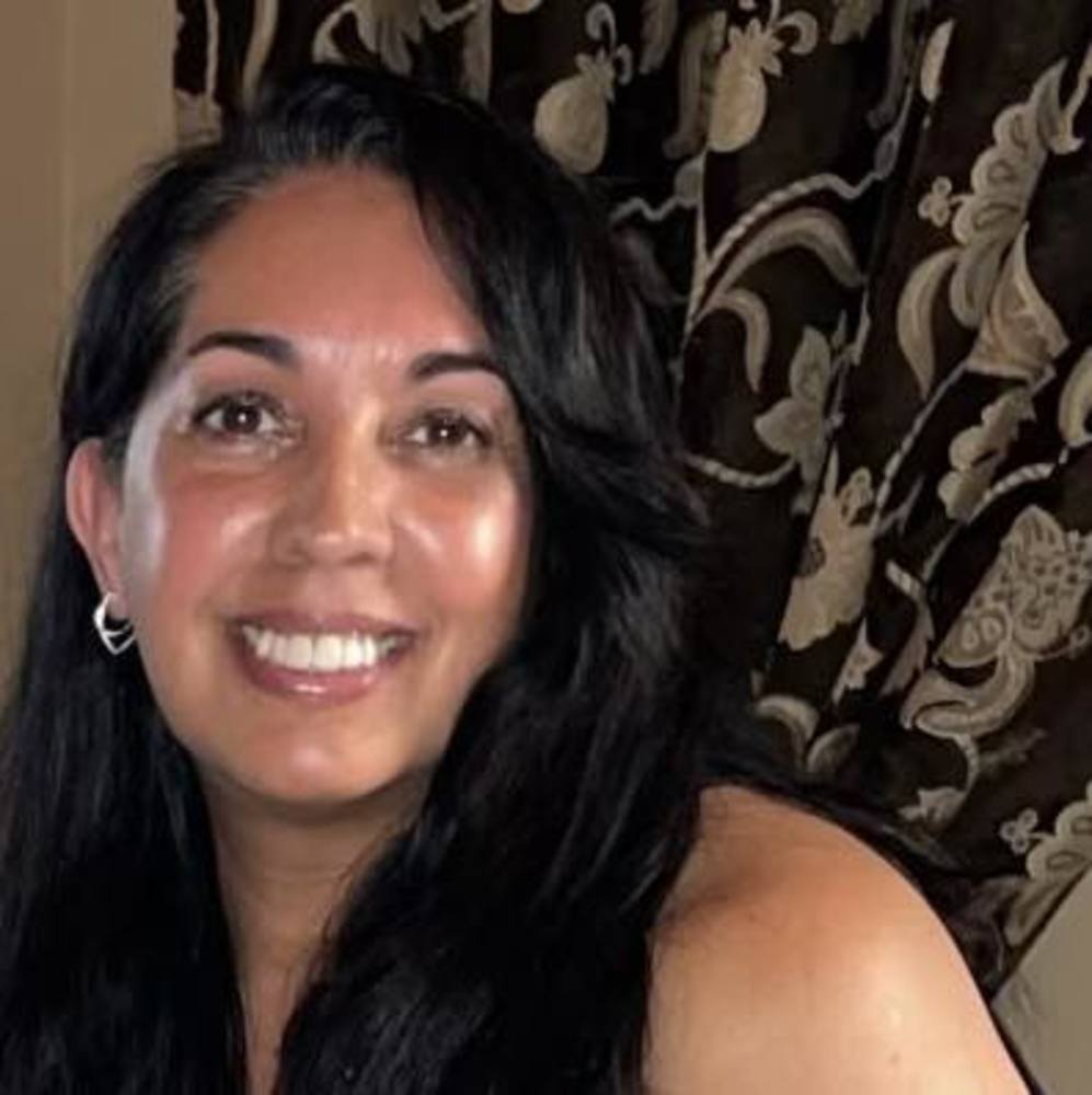 Meet your Posher, Ximena